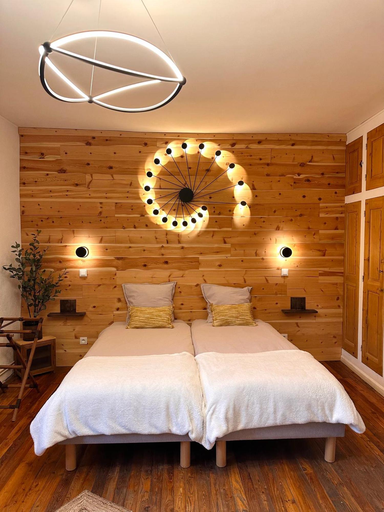 Auberge Le Glacier Bleu Mont-Dauphin Habitación foto